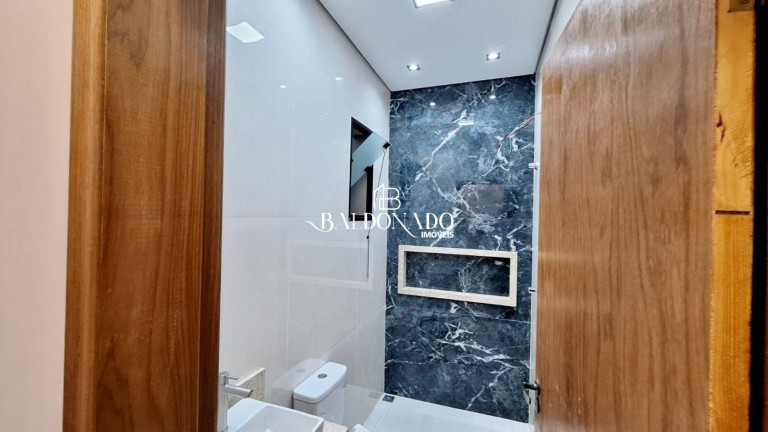 Imagem Casa com 3 Quartos à Venda, 150 m² em Centro - Extrema Imagem Casa com 3 Quartos à Venda, 150 m² em Centro - Extrema