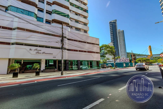 Imagem Apartamento com 3 Quartos à Venda, 118 m² em Barra Sul - Balneário Camboriú Imagem Apartamento com 3 Quartos à Venda, 118 m² em Barra Sul - Balneário Camboriú