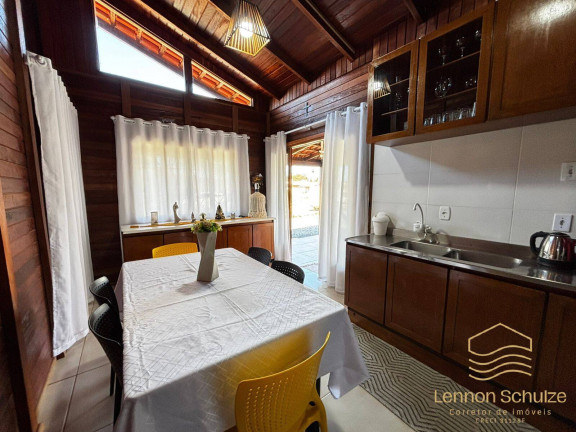 Imagem Casa com 3 Quartos à Venda, 152 m² em Pinheiros - Balneário Barra Do Sul Imagem Casa com 3 Quartos à Venda, 152 m² em Pinheiros - Balneário Barra Do Sul