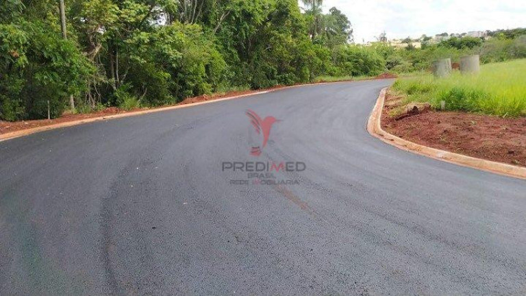 Imagem Terreno à Venda, 250 m² em Vila Belvedere - Americana Imagem Terreno à Venda, 250 m² em Vila Belvedere - Americana