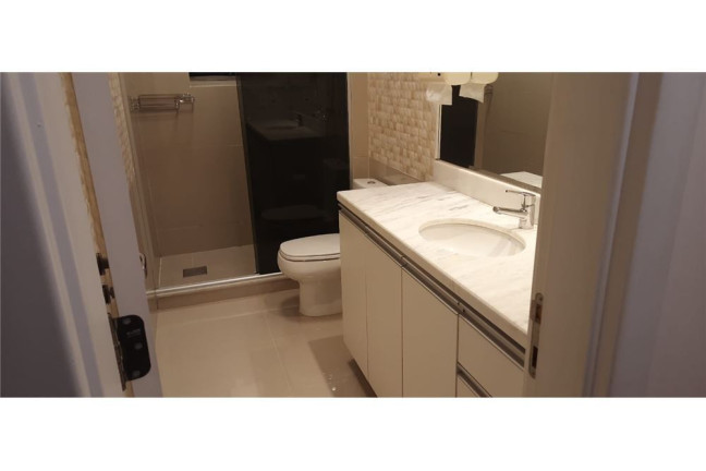 Imagem Apartamento com 3 Quartos à Venda, 128 m² em Menino Deus - Porto Alegre Imagem Apartamento com 3 Quartos à Venda, 128 m² em Menino Deus - Porto Alegre