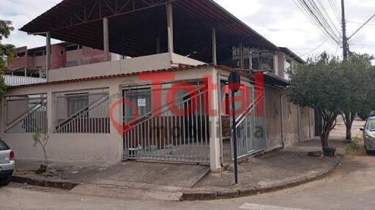 Casa com 2 Quartos à Venda, 180 m² em Giovanini - Coronel Fabriciano