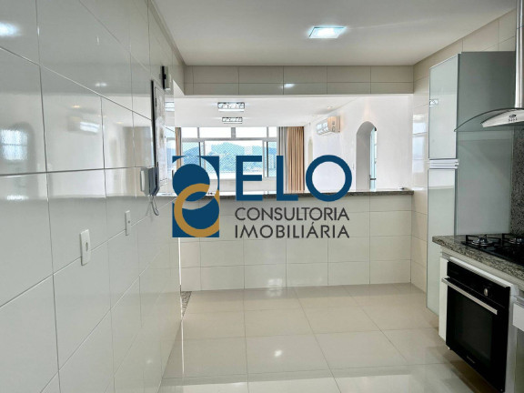 Imagem Apartamento com 3 Quartos à Venda, 180 m² em José Menino - Santos