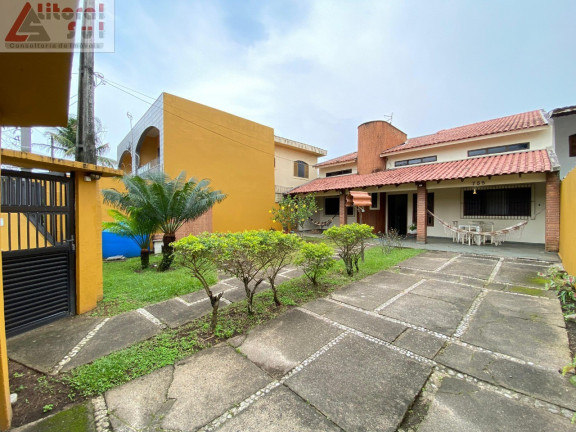 Casa com 4 Quartos à Venda, 180 m² em Mirim - Praia Grande