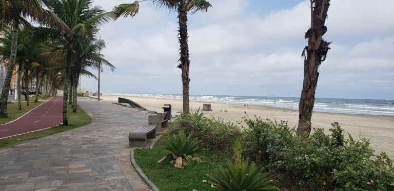 Imagem Apartamento com 2 Quartos à Venda, 79 m² em Real - Praia Grande