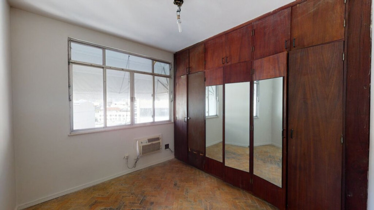 Imagem Imóvel com 2 Quartos à Venda, 66 m² em Botafogo - Rio De Janeiro Imagem Imóvel com 2 Quartos à Venda, 66 m² em Botafogo - Rio De Janeiro