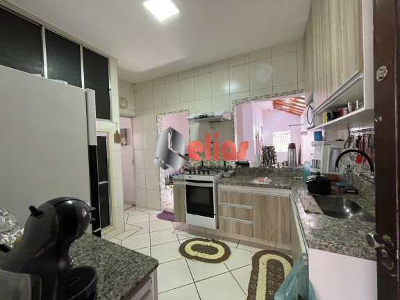 Imagem Casa com 4 Quartos à Venda, 220 m² em Vila Santa Tereza - Bauru