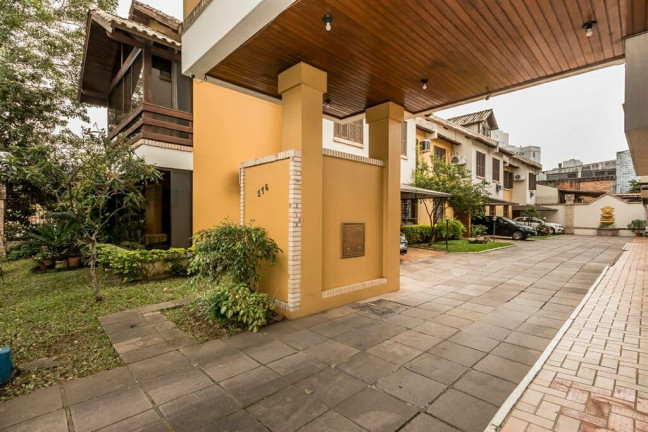 Imagem Casa de Condomínio com 3 Quartos à Venda, 120 m² em Cavalhada - Porto Alegre