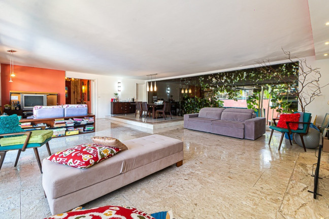 Imagem Casa com 5 Quartos à Venda, 550 m² em Santo Amaro - São Paulo Imagem Casa com 5 Quartos à Venda, 550 m² em Santo Amaro - São Paulo