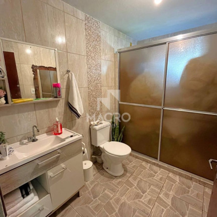 Imagem Casa com 3 Quartos à Venda, 297 m² em Barra Do Rio Cerro - Jaraguá Do Sul