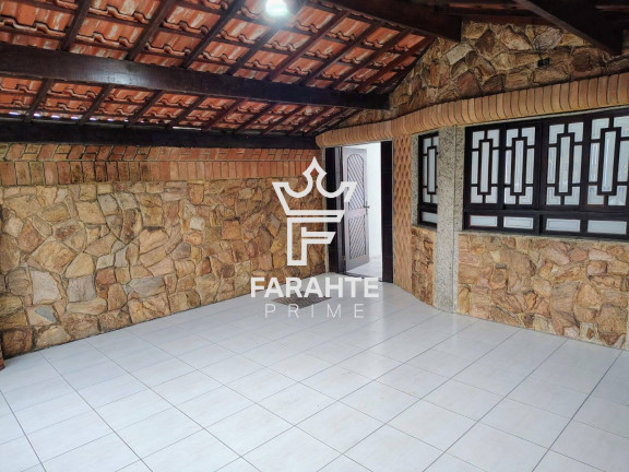 Casa com 2 Quartos à Venda, 150 m² em Vila Tupi - Praia Grande