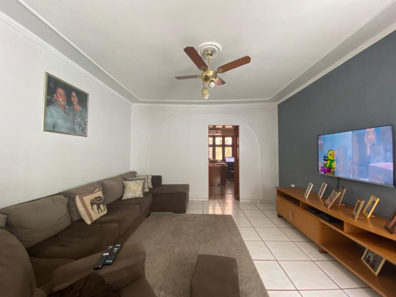 Imagem Casa com 4 Quartos à Venda, 200 m² em São Francisco - Campo Grande Imagem Casa com 4 Quartos à Venda, 200 m² em São Francisco - Campo Grande