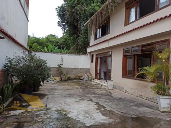 Imagem Casa com 4 Quartos à Venda, 200 m² em Chácara Paraíso - Nova Friburgo