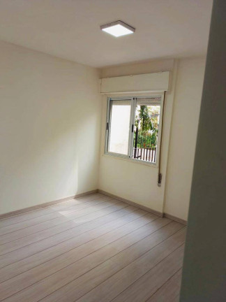 Apartamento com 2 Quartos à Venda, 70 m² em Aclimação - São Paulo