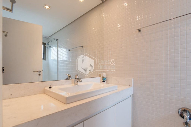 Imagem Imóvel com 3 Quartos à Venda, 389 m² em Moema - São Paulo Imagem Imóvel com 3 Quartos à Venda, 389 m² em Moema - São Paulo