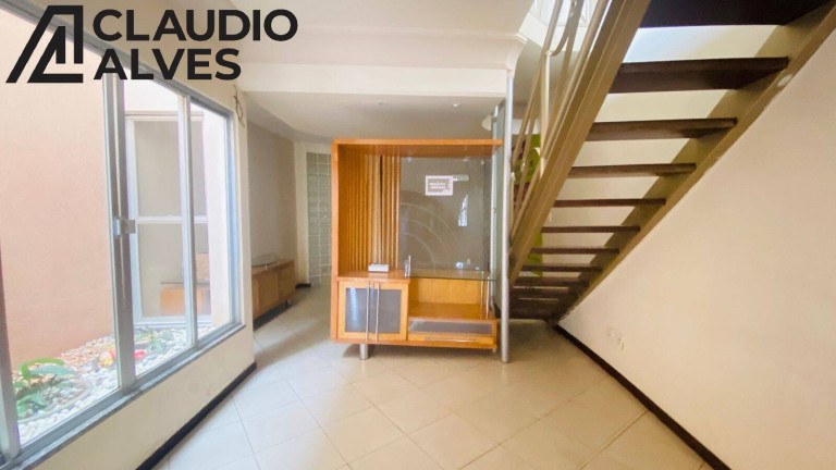 Imagem Casa com 3 Quartos para Alugar, 120 m² em São João - Feira De Santana Imagem Casa com 3 Quartos para Alugar, 120 m² em São João - Feira De Santana