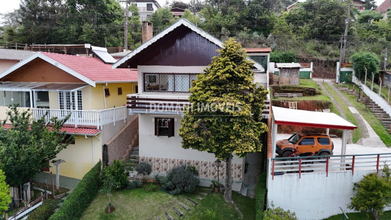 Imagem Imóvel com 4 Quartos à Venda, 202 m² em Região Da Vila Nova Suíça - Campos Do Jordão Imagem Imóvel com 4 Quartos à Venda, 202 m² em Região Da Vila Nova Suíça - Campos Do Jordão