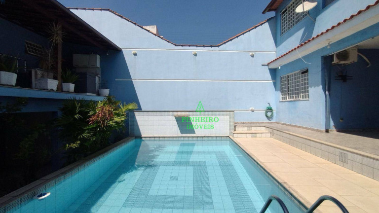 Imagem Casa com 3 Quartos à Venda, 339 m² em Sete Pontes - São Gonçalo