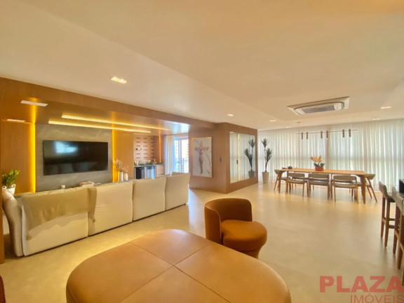 Imagem Apartamento com 3 Quartos à Venda, 294 m² em Centro - Balneário Camboriú