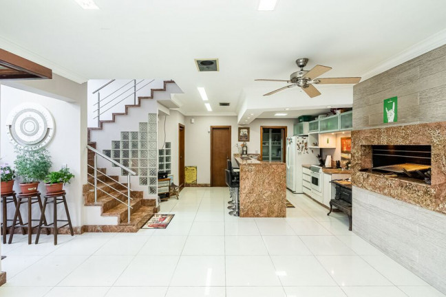 Imagem Casa com 4 Quartos à Venda, 288 m² em Jardim Planalto - Porto Alegre
