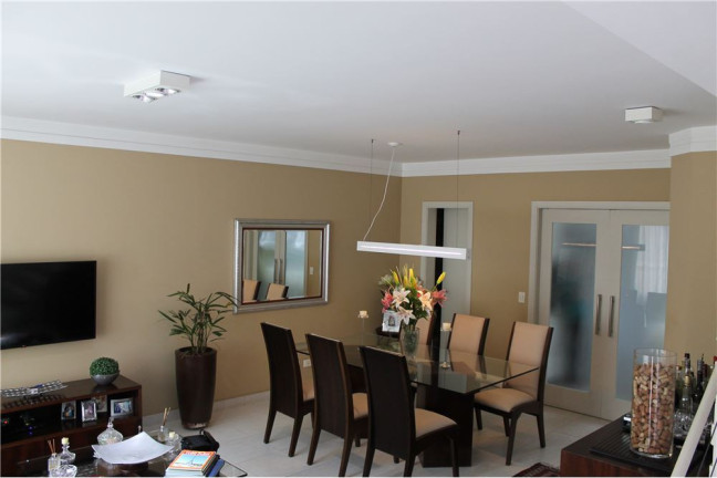 Imagem Casa com 3 Quartos à Venda, 289 m² em Vila Floresta - Santo André
