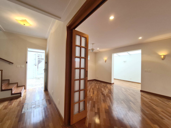 Imagem Sobrado com 3 Quartos à Venda, 179 m² em Mirandópolis - São Paulo