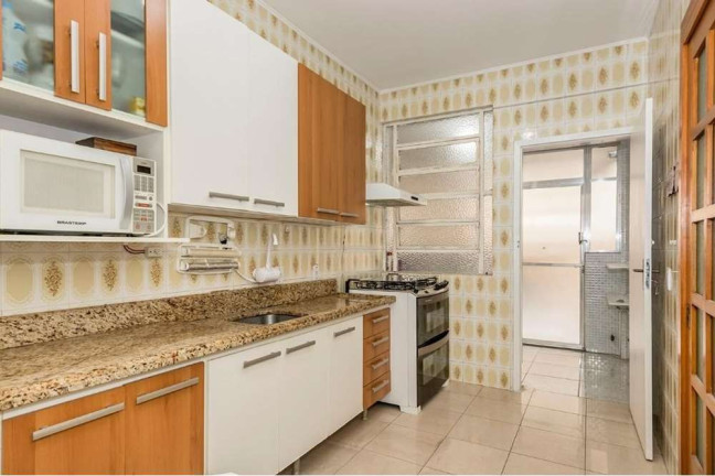 Imagem Imóvel com 3 Quartos à Venda, em Floresta - Porto Alegre Imagem Imóvel com 3 Quartos à Venda, em Floresta - Porto Alegre