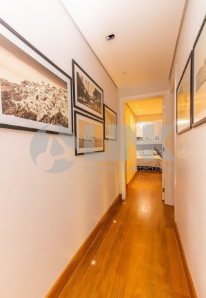 Imagem Apartamento com 3 Quartos à Venda, 129 m² em Menino Deus - Porto Alegre Imagem Apartamento com 3 Quartos à Venda, 129 m² em Menino Deus - Porto Alegre