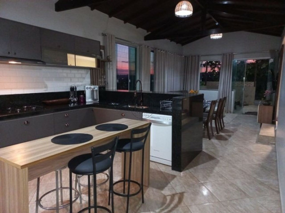 Imagem Casa com 3 Quartos à Venda, 200 m² em Riacho Fundo I - Brasília Imagem Casa com 3 Quartos à Venda, 200 m² em Riacho Fundo I - Brasília