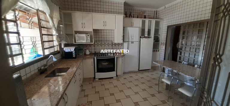 Imagem Imóvel com 3 Quartos à Venda, 1.500 m² em Vila Rezende - Franca