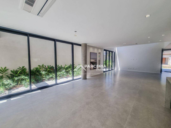 Imagem Casa com 4 Quartos à Venda, 355 m² em Riviera Módulo 22 - Bertioga Imagem Casa com 4 Quartos à Venda, 355 m² em Riviera Módulo 22 - Bertioga