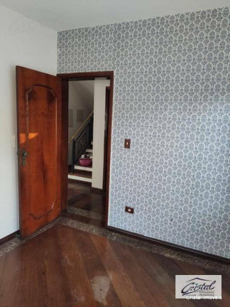 Imagem Casa com 8 Quartos à Venda ou Locação, 270 m² em Jardim Fontana - Cotia