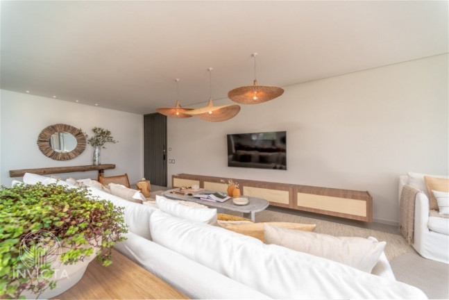 Imagem Casa com 5 Quartos à Venda, 458 m² em Praia Do Estaleiro - Balneário Camboriú