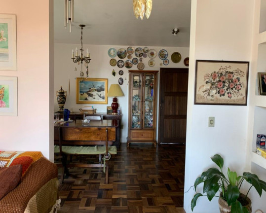 Imagem Casa com 3 Quartos à Venda, 220 m² em Saguaçu - Joinville