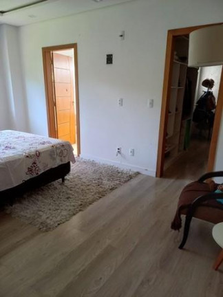 Imagem Casa com 3 Quartos à Venda, 334 m² em Centro - Itaara