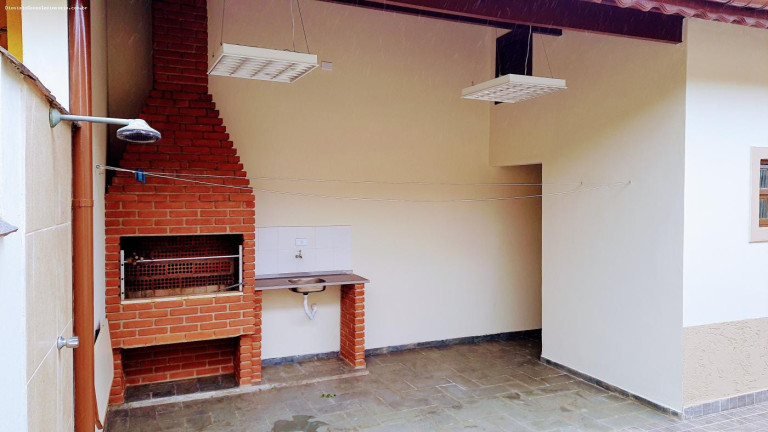 Imagem Casa com 3 Quartos à Venda, 154 m² em Balneário Oásis - Peruíbe Imagem Casa com 3 Quartos à Venda, 154 m² em Balneário Oásis - Peruíbe