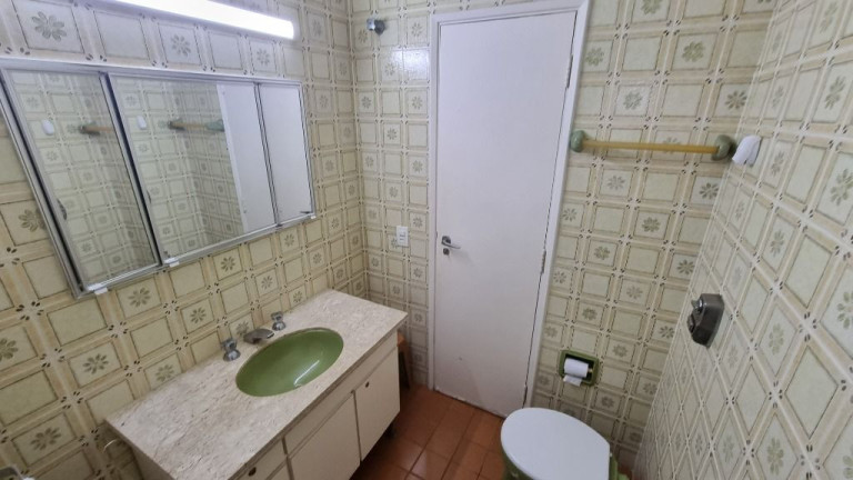 Imagem Apartamento com 3 Quartos à Venda, 140 m² em Pitangueiras - Guarujá