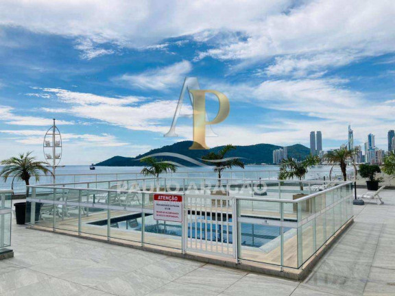 Apartamento com 3 Quartos à Venda, 198 m² em Centro - Balneário Camboriú