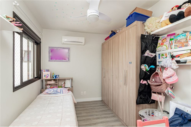 Imagem Imóvel com 3 Quartos à Venda, em Passo Da Areia - Porto Alegre Imagem Imóvel com 3 Quartos à Venda, em Passo Da Areia - Porto Alegre