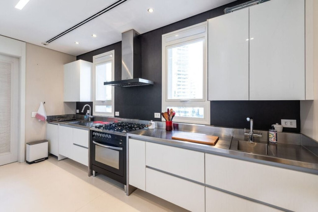 Imagem Apartamento com 3 Quartos à Venda, 456 m² em Jardim Europa - São Paulo Imagem Apartamento com 3 Quartos à Venda, 456 m² em Jardim Europa - São Paulo