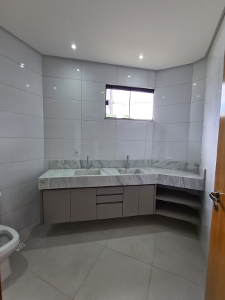 Imagem Casa com 3 Quartos à Venda, 135 m² em Setor Faiçalville - Goiânia