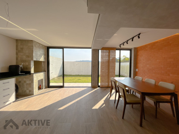 Imagem Casa de Condomínio com 4 Quartos à Venda, 190 m² em Tamboré - Santana De Parnaíba Imagem Casa de Condomínio com 4 Quartos à Venda, 190 m² em Tamboré - Santana De Parnaíba