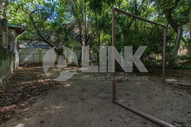 Imagem Apartamento com 2 Quartos à Venda, 67 m² em São João - Porto Alegre Imagem Apartamento com 2 Quartos à Venda, 67 m² em São João - Porto Alegre