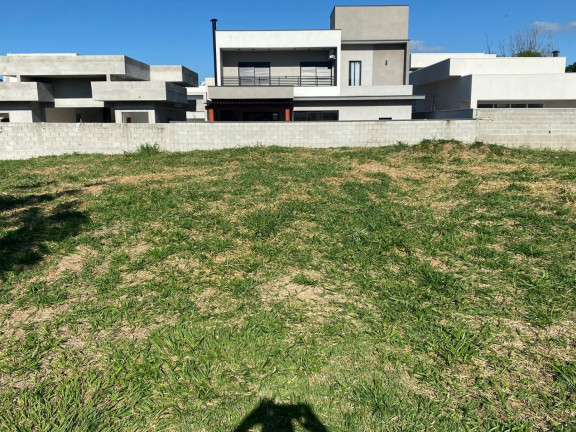 Terreno em Condomínio à Venda, 300 m² em Parque Senhor Do Bonfim - Taubaté