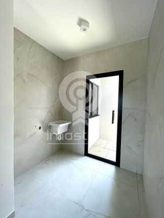 Imagem Casa com 3 Quartos à Venda, 90 m² em Encantada - Eusébio