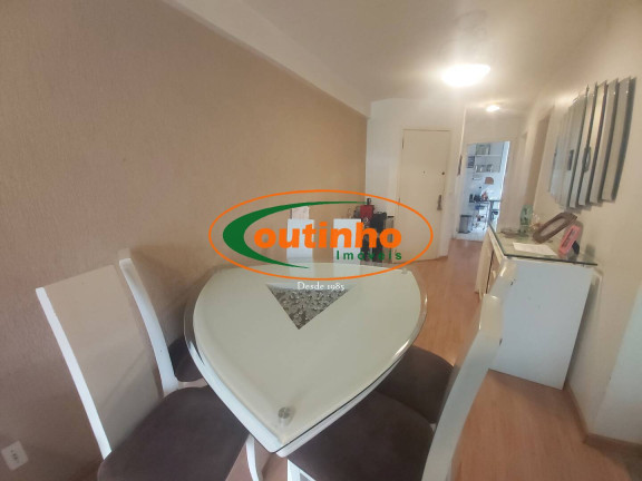 Imagem Apartamento com 3 Quartos à Venda, 90 m² em Tijuca - Rio De Janeiro Imagem Apartamento com 3 Quartos à Venda, 90 m² em Tijuca - Rio De Janeiro