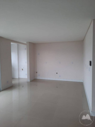 Imagem Apartamento com 3 Quartos à Venda, 131 m² em Brusque