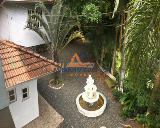 Imagem Casa com 4 Quartos à Venda, 350 m² em Gasparinho - Gaspar