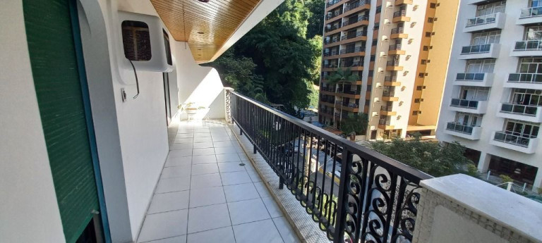 Imagem Apartamento com 3 Quartos à Venda ou Locação, 135 m² em Pitangueiras - Guarujá Imagem Apartamento com 3 Quartos à Venda ou Locação, 135 m² em Pitangueiras - Guarujá