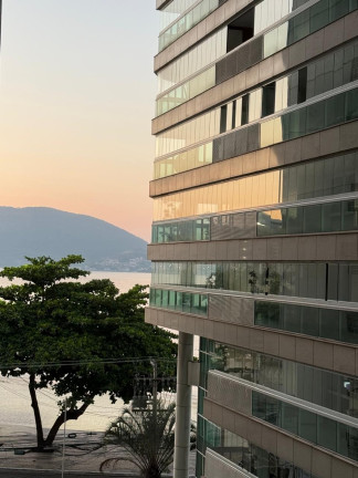 Imagem Imóvel com 2 Quartos à Venda, 126 m² em Icaraí - Niterói Imagem Imóvel com 2 Quartos à Venda, 126 m² em Icaraí - Niterói